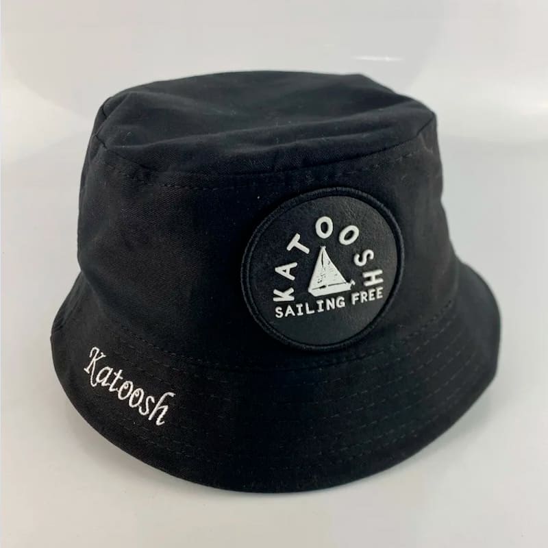 Bucket preto