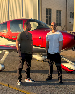 Irmos brasileiros que deram volta ao mundo em veleiro anunciam que vo repetir aventura, mas pilotando avio
